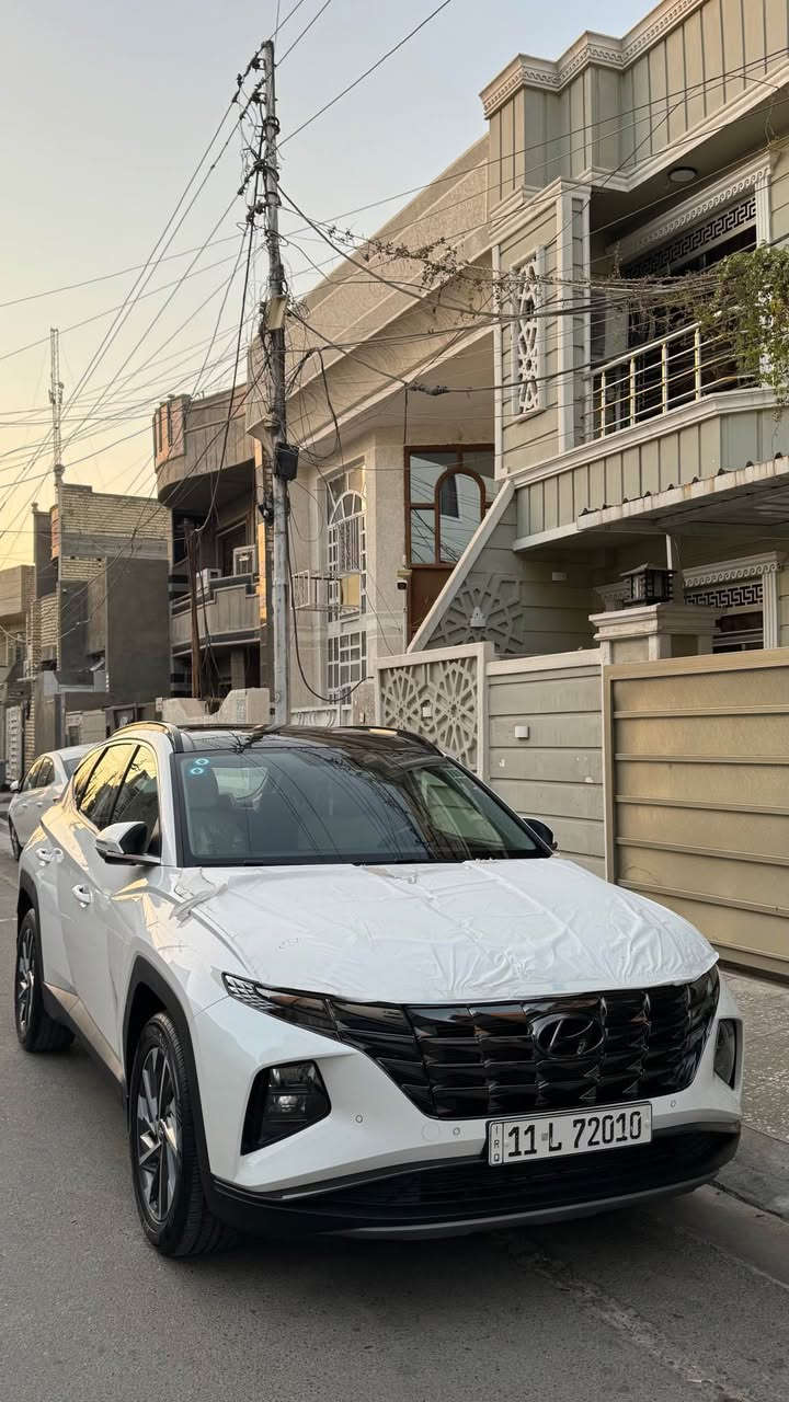 سلام عليكم 
توكسان 2024خليجي
رقم بغداد باسمي 
ماشية35 الف
فول الفول 
مكينه 2000
مكفوله كفاله عامه عدى شويه بارد بل جاملغ الامامي مال سايق فقط اقل من 3سم 
مكانها بغداد السعر 220 وبيها مجال للشراي
للاستفسار *********** بغداد, العراق
