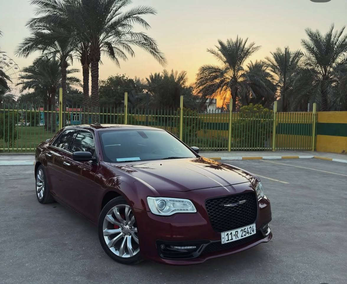 🚗🔥 كرايسلر C300 (أوباما) – موديل 2019 للبيع 🔥🚗  
تعجبك سياره تفضل خاص
السعر خاص 

✨ لون كرزي مميز 🍒  
✨ وارد كندي 🇨🇦  جاملغ امامي تبديل فقط قطعه وحده
✨ رقم بغداد باسمي 📄  

المواصفات:  
🔹 فتحة سقف ☀️  
🔹 كراسي ميموري 💺  
🔹 كراسي جلد فاخرة 🪑  
🔹 تدفئة وتبريد للمقاعد (السائق والمرافق) ❄️🔥  
🔹 كراسي كهرباء ⚡  
🔹 ستيرن كهرباء + تدفئة 🔥  
🔹 مرايا جانبية تعتيم ومتحسسة للضوء العالي 🌙  
🔹 نظام صوت Alpine 🔊🎶  
🔹 دخول ذكي (بصمة) 🔑  
🔹 إضاءة ترحيبية بالأبواب ✨  
🔹 نظام إضاءة كامل زينون 💡  
🔹 حدادية بكفالة 🛠️  
🔹 كير ومحرك وتبريد مكفولات ✅  
🔹 عليها إدامة كاملة ✔️  

📍 مكان السيارة: بابل 📍  

📱 السعر وتفاصيل أكثر 
***********  

❗ 

🤝 إذا تشوفها تخدمك تعال وعيوني إلك إن شاء الله ❤️  
🚘 ما ترجع من يمي، وإذا ما خدمتك فدوة إلك وإن شاء الله تحصل أحسن
