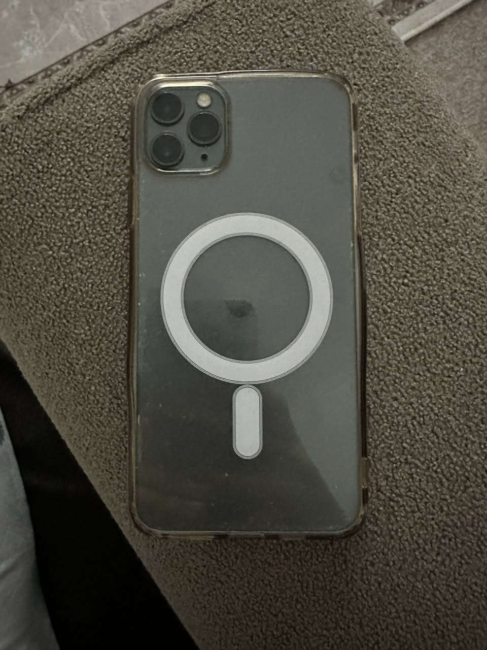 ايفون 11 برو ماكس للبيع
اللون سلفر 

بطاريه ٨٥

السعه ٢٥٦

السعر ٢٥٠ 

المكان بغداد 

التليفون بي ضربه بسيطه بلون ابيض صغيره بالشاشه داخليه وليست خارجيه *


**إذا كنت صاحب هذا الإعلان وتريد حذفه لأي سبب، رجاءا أرسل رسالة إلى الدعم الفني**