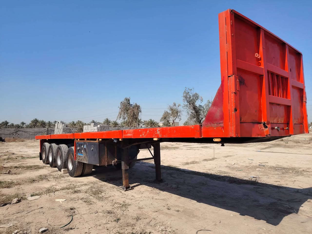 السلام عليكم عرابنة حدادية للبيع  اربع دناكير 3دناكير صيني 14 الدنكير الرابع الماني13. الطول  12ونص مكاني بغداد السعر 75 وبيها مجال  ***********
