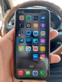 ايفون ١١ • ٦٤ • بطارية ١٠٠