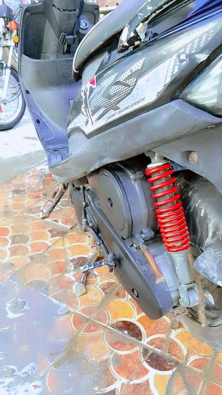 السلام عليكم .
ماكـس بلادي 2007
صالنصة بلادي + كاربون فايبر
شلعـة + معدل تجي بعينك وتشوف .
سعرها 700
التواصل او عبر الرقم ***********
مكاني مسيب حي العسكري
