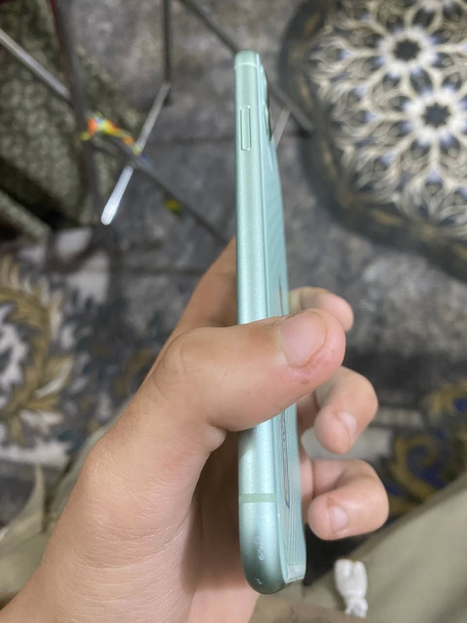 سلام عليكم ايفون 11 عادي نضيف كلش واحلى من الصور بهواي الجهاز نضيف استعمال قليل مبدل بطاريه 100وسط ضمان6 اشهر الجهاز نموذج M وكامرته كلش حلوه وكلشي شغال فيس ايدي والكامرات تجي تفحص وتشوف بعينك ذاكره265 ال128 كيكا يبيعونه ب280 لو ب300 الجهاز سعره (315) وبي مجال غير متواجد في الفيس رقم الهاتف *********** المكان النجف الاشرف او مراوس ب 13 برو ماكس وانطي فرق
