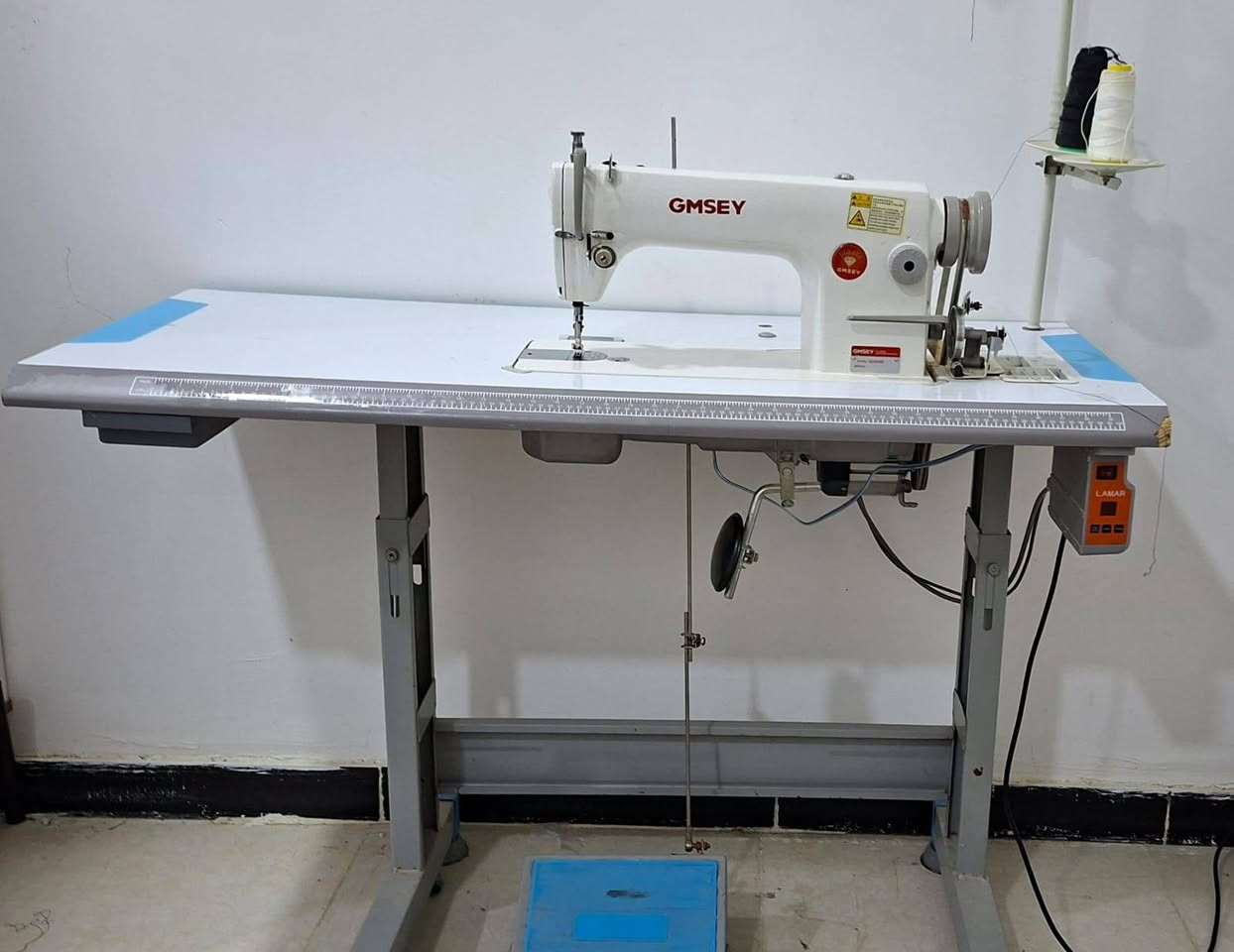 مكينة خياطه النوع جمسي جديده استعمال قليل السعر على الخاص  ***********
