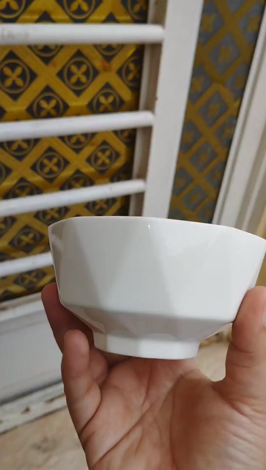 ابيع فرفوري مفرد تابعوني مكاني نجف حي القدس كلشي متوفر انواع البايركسات وعلب بهارات وسيتات فرفوري ابيض


**إذا كنت صاحب هذا الإعلان وتريد حذفه لأي سبب، رجاءا أرسل رسالة إلى الدعم الفني**