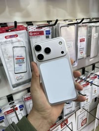 آيفون ١٧ برو • ٢٥٦ • مبدل شاشة