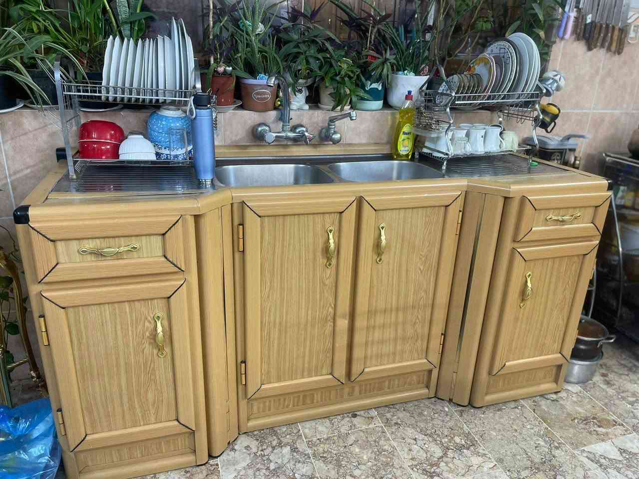 سلام عليكم
كاونتر المنيوم للبيع كلش نضيف وكبير مكانه الحريه شارع زين العابدين قرب ماركت حجي حسين سعره 300 وبي مجال


**إذا كنت صاحب هذا الإعلان وتريد حذفه لأي سبب، رجاءا أرسل رسالة إلى الدعم الفني**