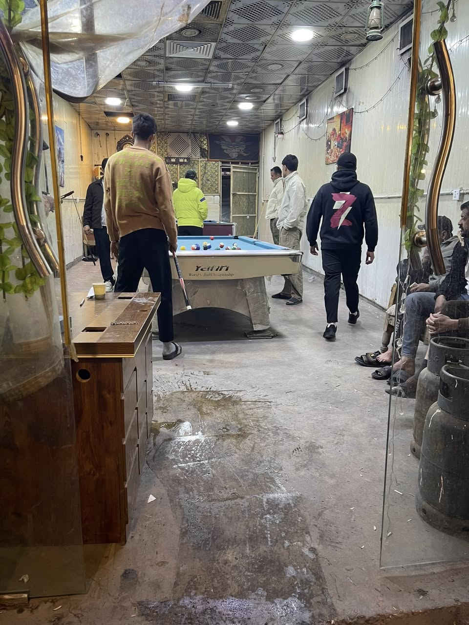 سلام عليكم من رخصت أدمن كوفي البيع هيّا ولكاع يعني متفع يجار الموقع فول شرط شغل خار من الله ولكوفي معروفة أنطيك مفتاح جاهز شغال يعني كبل وارد ورباح مكان مدينة الصدر شارع  داخل قرب مستشفى شهيد الصدر رقمي ***********
