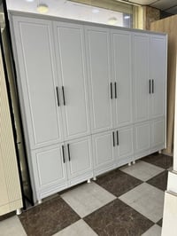 دولاب خشب • عرض ٢٫٨٠م • ارتفاع ٢٫٣٥م