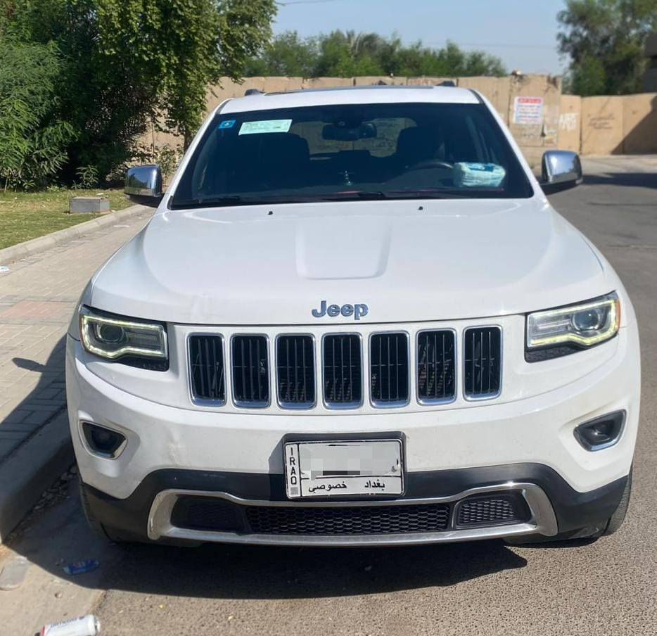 السلام عليكم
Jeep  2016 
فئه ليمتد مواصفات اللمتد معرفة 
فول مواصفات 
بانوراما 
تخم تاير جديد 
كير مكينه مكفوله وشرط الفحص 
السياره اكلين بدون حادث 
بيها فقط طخه صغيره بالبنيد واني عدلتها وصبغتها 
على كدها موجوده بالصوروصبغ الدعامية الاماميه 
شخوط فقط بيها 
السياره حلوه ونضيفة وماشيه 
165 الف كيلو مو ميل 
مكان السياره زيونه 
للاستفسار اكثر التواصل على الرقم وبي واتس اب 
***********
