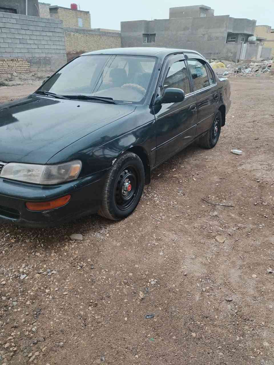 السلام عليكم كورله يسره بلاد  موديل1996 رقم بغداد تحويل ثاني يوم بأسمي محرك 1800  مكانه واسط مركز  سعره 60$وبيه مجال رقم الهاتف ***********
