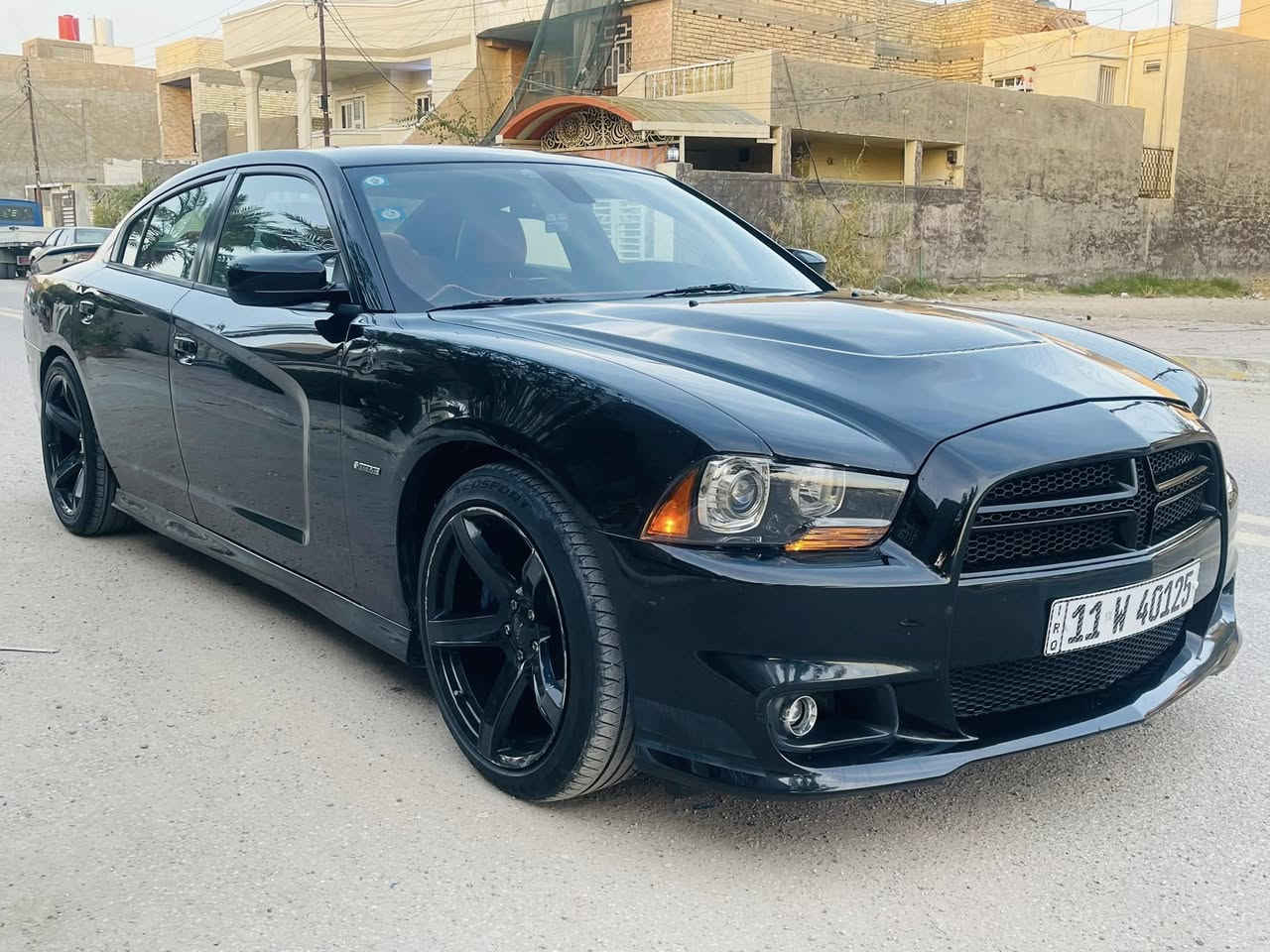 السلام عليكم شباب 
—————————————
جارجر 2014 جديده 🖤
                                                                     R/T5700 
رقم بغداد هزه وسنوية جدد 
————————————————————-
مواصفات فول عدا الفتحة 
١- شاشة كبيرة + كامره 
٢- كشنات كنتاره + كهرباء 
٣- تبريد قطعتين 
٤- كشنات تدفئة وتبريد 
٥- محرك 5700 
باقي مواصفات المعروفة 

———————————————————————-
سياره علية ويل نجمة خسفة قوية + تخم تاير جديد + منظومة زنون عالي ناصي 
بدون اي نقص تراية زيرو محرك وكير بوضع الشركة ماشية 80 الف على إيد وحده  نصبته احلى من صور 
بية صبغ قطعة وحده جاملغ امامي فقط + البنيد محدث 

—————————————————————————
مكانه :- بغداد 
السعر:- 164 بي مجال 
***********
