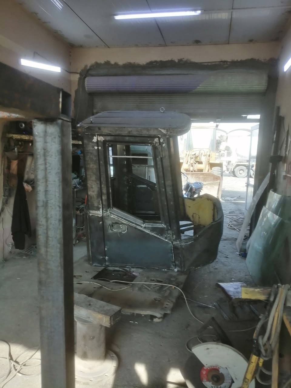 ***********
***********
