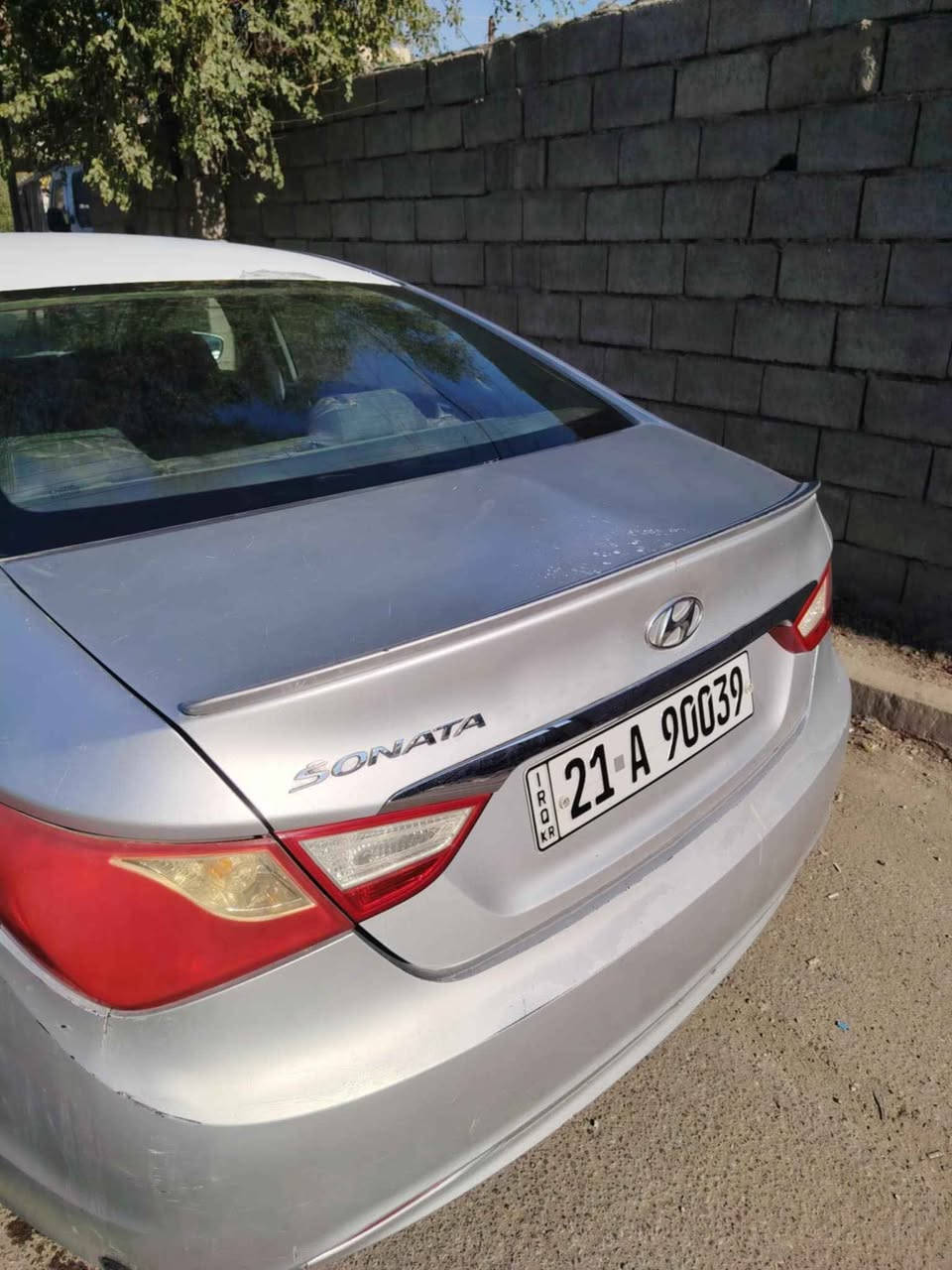 سوناتا ٢٠١٠ 
بيها ضربه جاملغ امامي الأيمن
بيها ملاحظات بسيطه مصلحه السعر ٩٠ وبي مجال 
او مراوس ب كيا سبورتج ٢٠٠٩ او كيا صول 
*********** بغداد, العراق
