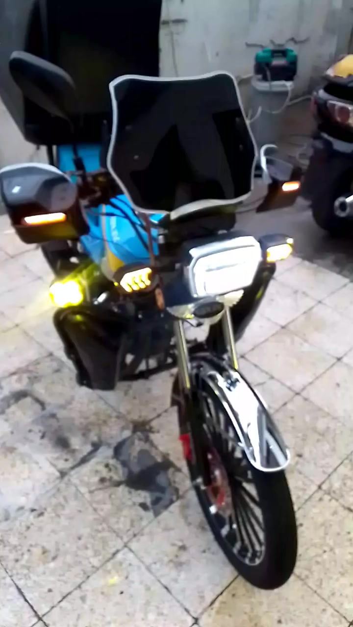 بيع مستعجل ايراني موديل 25كفاله عامة جيب فيتر وفحص ماشية 8الاف قبل فترة نزلتهة من المعرض اشتغلت اسبوع واحد دلفري وبطلت الاستفسار اكثر *********** والسعر 900
