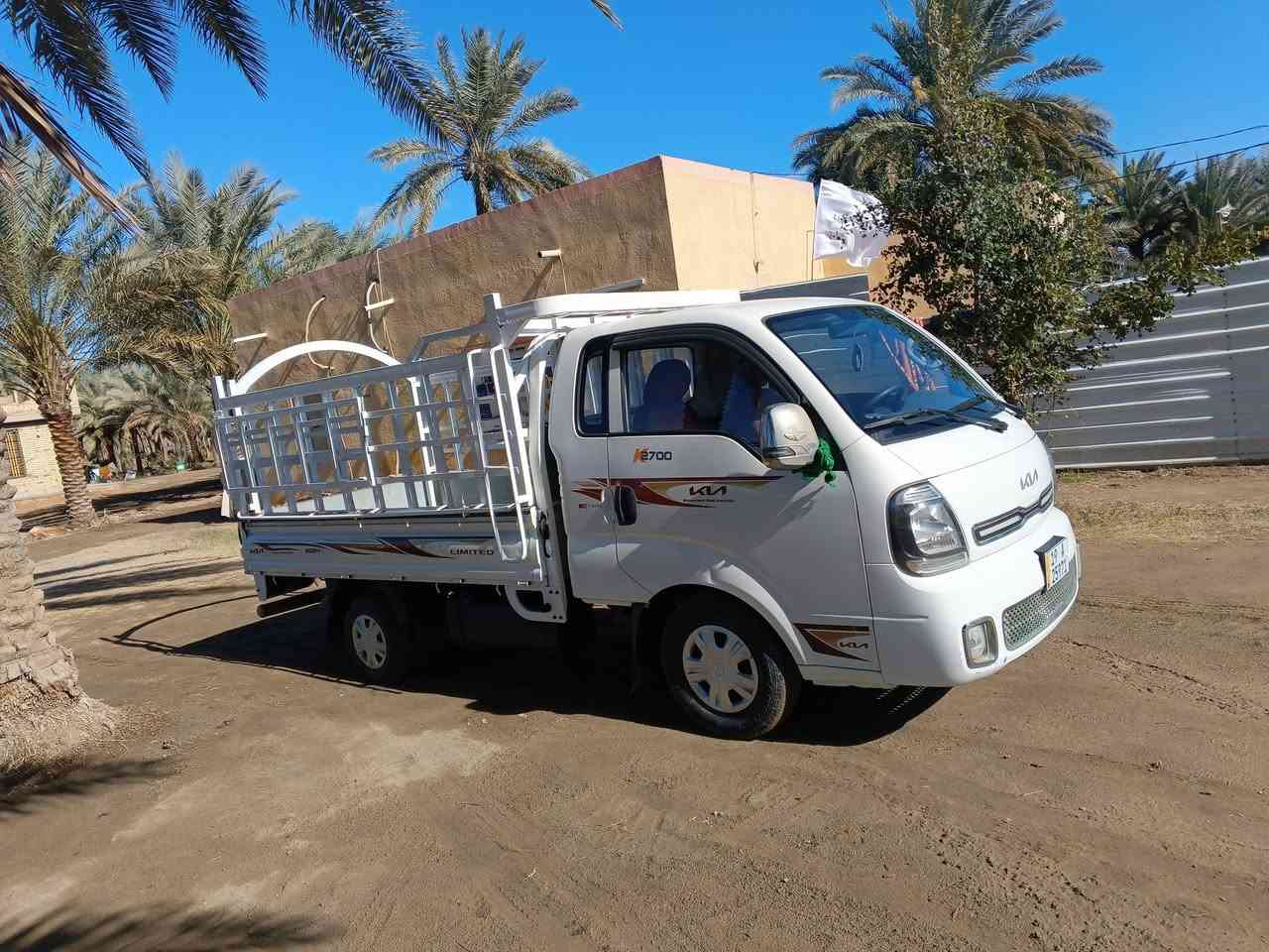 ياالله السلام عليكم كيه موديل 24السياره جديده ماشيه 43الف رقم كربلاء تحويل مباشر شوكت مايعجبك اب 160وبيها مجال مكاني كربلاء طوريج ***********
