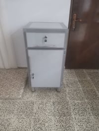 دولاب المنيوم • ١م ارتفاع • ٥٠سم عرض