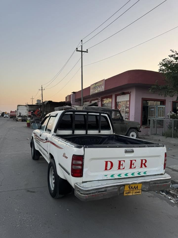 دێر مۆدێل ٢٠٠٦ مەکینە بەخ مەنەفێسی لەگەڵە گێڕ و مەکێنە و ئەکسل بەشەرتسعری ٣٢ گڵا مجال ***********
