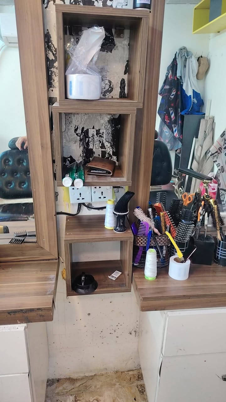 السلام عليكم
محل حلاقه كامل للبيع المحمودية
مع أدوات الحلاقه


**إذا كنت صاحب هذا الإعلان وتريد حذفه لأي سبب، رجاءا أرسل رسالة إلى الدعم الفني**