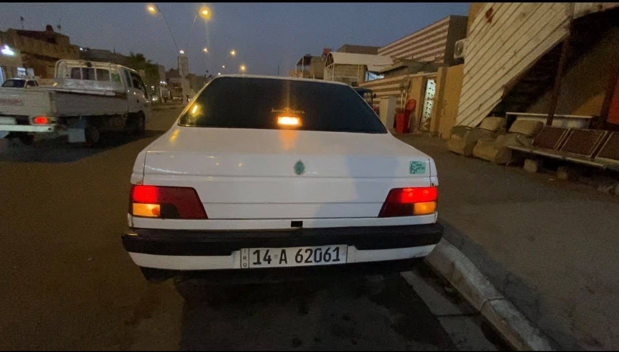 سلام عليكم بيجو 405للبيع موديل 12السيارة بأسمي سنوية للـ31تبريد بس غاز عوزة حدادية80‎%‎كلش حلوة بدي نظيف شوف العين مكينة وكير خير من الله السيارة جاهزة من كلشي كهربائيات كلها شغالة السعر30 وبيها مجال مكاني بصره حي الحسين رقم الهاتف***********
