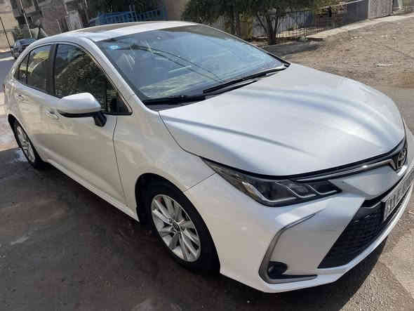 سلام عليكم كولاره موديل 2023 سياره مكفوله ماعده رصعات جدان بصيطه بل قماره +قبق الصندك رنج ماله عالي من شركه بلادي يعني ماملعوب بي سياره مكانهه كاظميه معروضه 165 وبيهه مجال ***********
