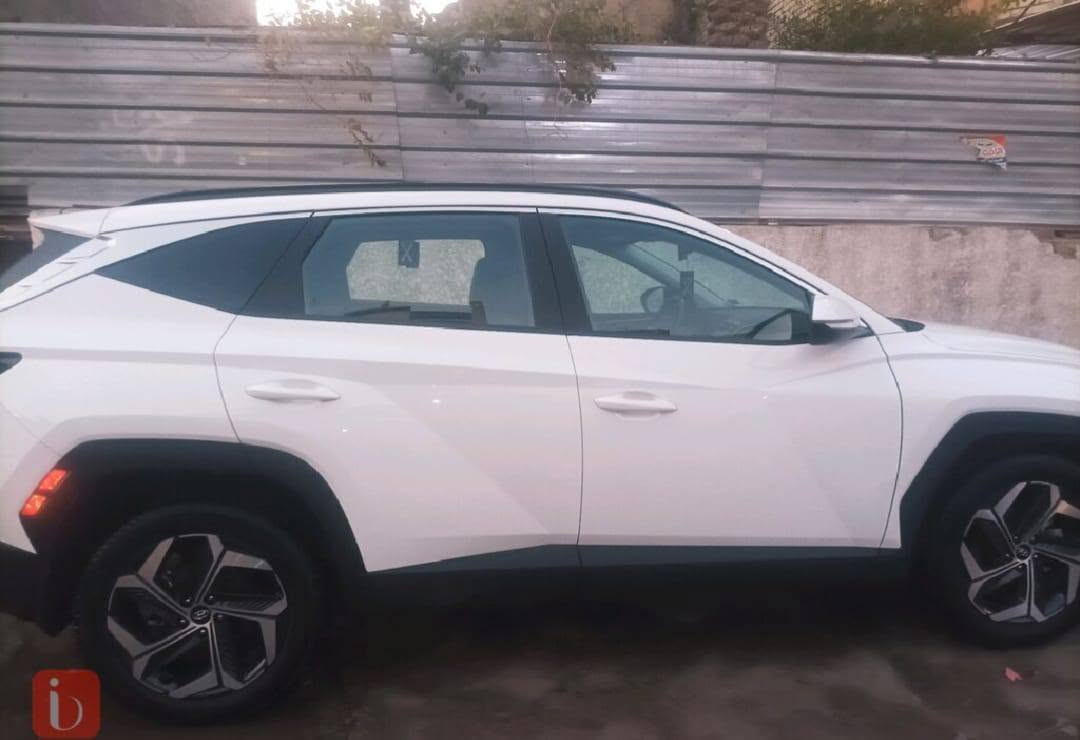 السلام وعليكم
هونداي توكسان Hyundai Tucson

2024 السعر210

فول موصفات  

1-كشنات كهرباء

2-تحديد مسار

3-مانع انزلاق

4-كروز سرعة

5- اربع وضعيات القيادة سبورت نورنال ايكو اقتصادي

6-نقطة عمياء

7-رادار الاصدام 

8-عداد جتل الاكتروني

9-شاحن لاسلكي 

10-شاشة كبيرة 

11-مكيننه2500 المرغوب

12-داخل اسود 

13-تشغيل بصمة

14-سايد بريك كهرباء

15-اوتو هولد

16-فتحه سقف

17-نقطة نزول منحدرات

18كامره

19-درايف مود

20-مدخل USB + AUX

Bluetooth 

21-بك لايت LED 

22-تحكمات ستيرن

23-حساسات امامي خلفي 

24-لايت زنون بلاد

25-تشغيل بلاجكتورات مع اتجاه السايق

26...صندوك كهربائي 

27-قطعتين تبريد خلفي 

28-ابواب لمس

29-ترحيب عند الاقتراب

30-رقم بغداد

***********
