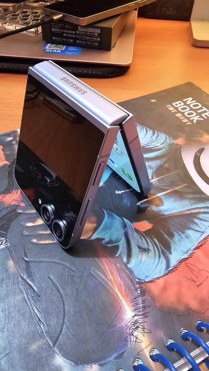 زت فلب ٦ ذاكرة ٢٥٦ نضافة ١٠٠ مكفول من كلشي بدون ملحقات مكاني مدينة الصدر السعر ٥٥٠الف نهايتة قفل
*********** بغداد, العراق
