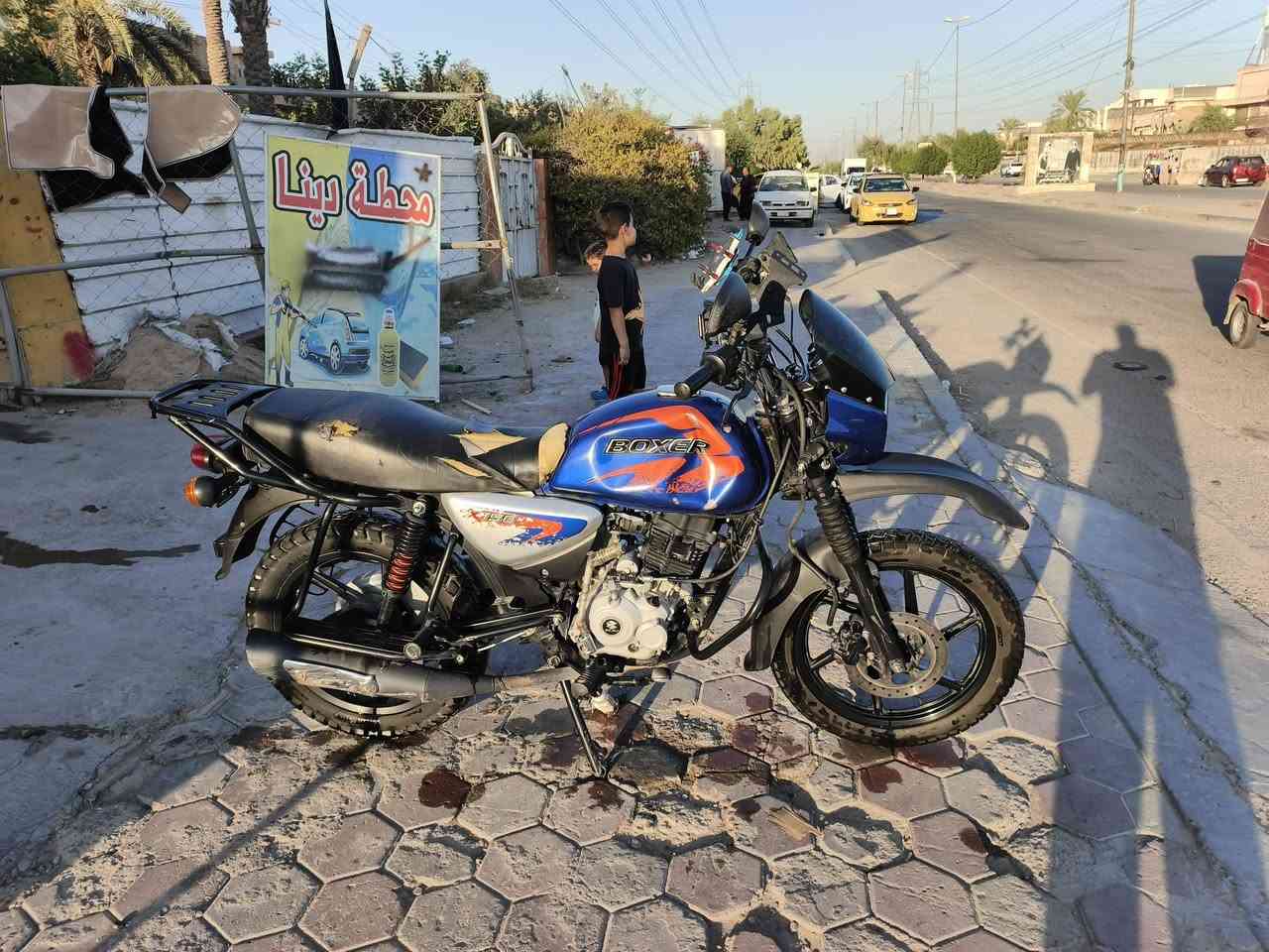 سلام عليكم بوكسر 23 مرقمه الدراجه نضافه 75℅ المكينه مفتوحه كلجات قبل شهر مبدلهن وبيهة فركه بالشاصي سانتيم واحد الدراجه حلوه مال شغل سعره 1750 وبيهة مجال مكان الغزاليهه
***********
