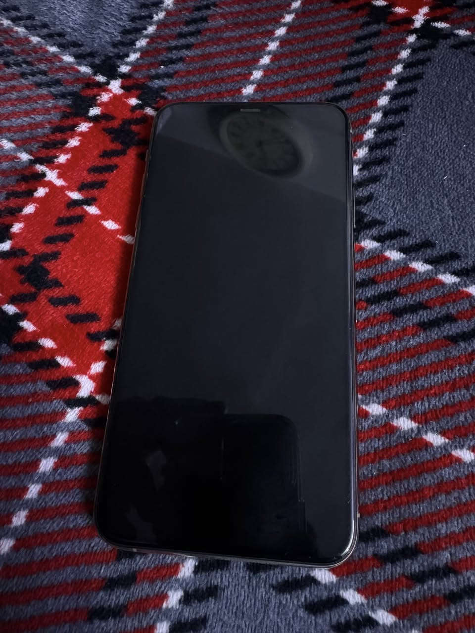 سلام عليكم ايفون 11pro max 256
نضافه فول بطاريه 88 بلادي جهاز سعره 450

***********
