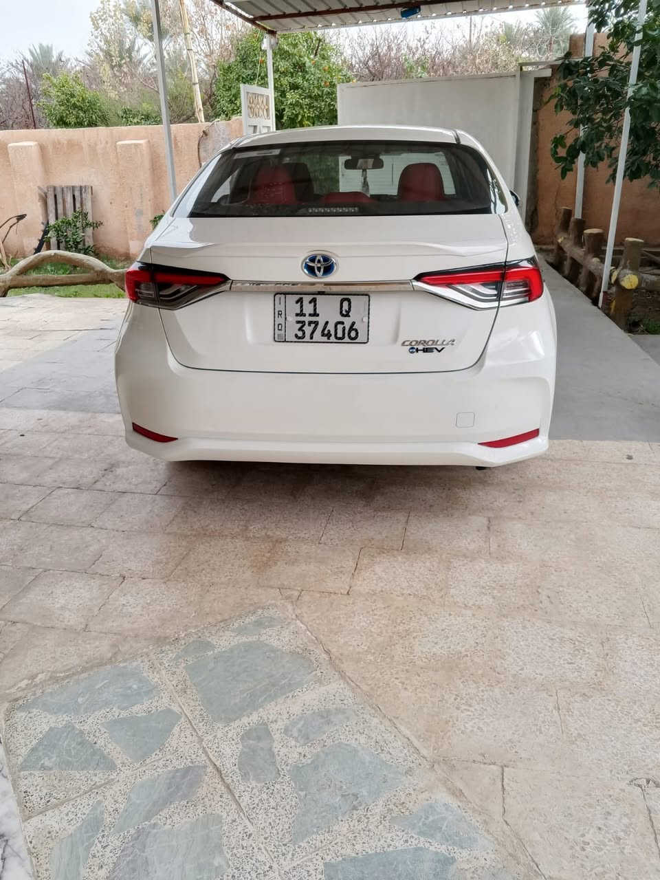 السلام عليكم كورلا هايبرد موديل ٢٤ كفاله عامه باسمي بيها بارد   ورصعات بلباب مرفق مع السونار  داخل جلد احمر العلامه الزركه  فول السياره  144 وبيها مجال حك الجيه مكاني بغداد الراشديه 

 رقم الهاتف ***********
