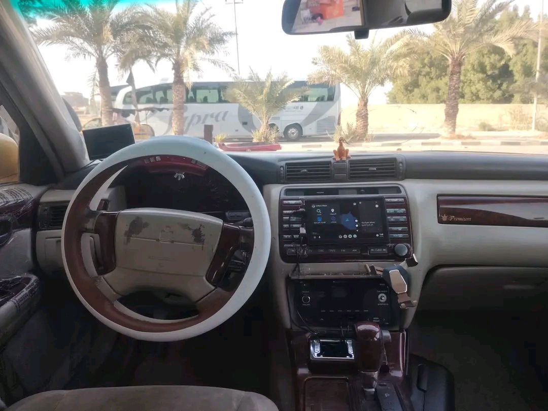 السلام عليكم ملكه للبيع رقم صدامي كصت جنطه مكينه ففتي فيشه وبطل جديده مكينه كير حداديه سياره جاهزه راعيها بنجف سعرها 45وبيها مجال *********** مكاني نجف خان انص
