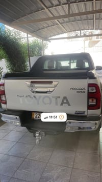 هايلوكس ساز 2024  6 سلندر  فور ويل   بانزين  كراسي تبريد   شاحن   جكات...