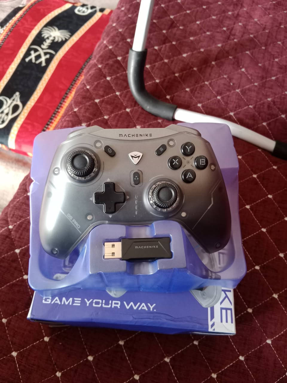 غراض امزون للبيع
1-جوستك احترافي machenik g5 pro (35 الف)
2-جوستك امزون luna amazon (15 الف)
3-سماعات لينوفو بلوتوث (25 الف)
4- سماعات هيدسيت اونيكوما (20 الف)
5- ماوس باد ار جي بي قطعتين 2 القطعة ب(5 الاف)
مكاني الناصرية الصالحية رقمي ***********
