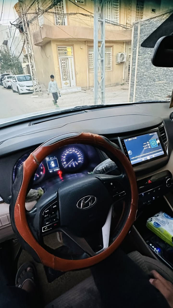 توسان موديل ٢٠١٨ خليجي 

رقم بغداد باسمي 

مكاني كربلاء 

سعره ١٨٥ بيه مجال

***********
