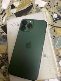 ايفون 13 برو ماكس للبيع  لو زيتوني بطاريه ٨٣ ٪؜بلادي ابدله شاشه اصليه ...