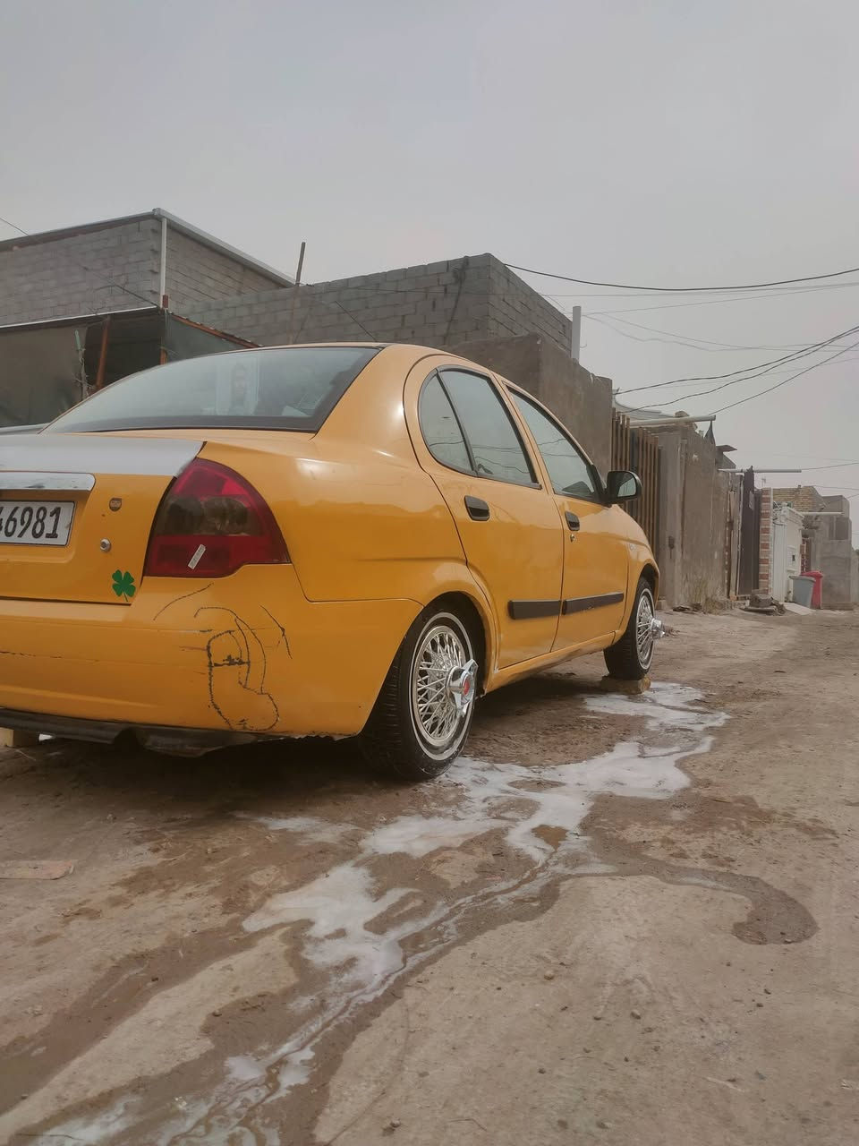 السلام عليكم للبيع طيبة 2015 رقم بغداد دولي مكينة كير حدادية تخم تاير تبريد تدفائة خير من الله شاشة كامرة تحكم استيرن سيارة حيل حلوة بية فقط جاملغ امبدا
وبية طخة امصلحة وبعدهي مامصبوغة اموظحة بصورة 
السعر 38 وبية مجال جدان قليل ***********
