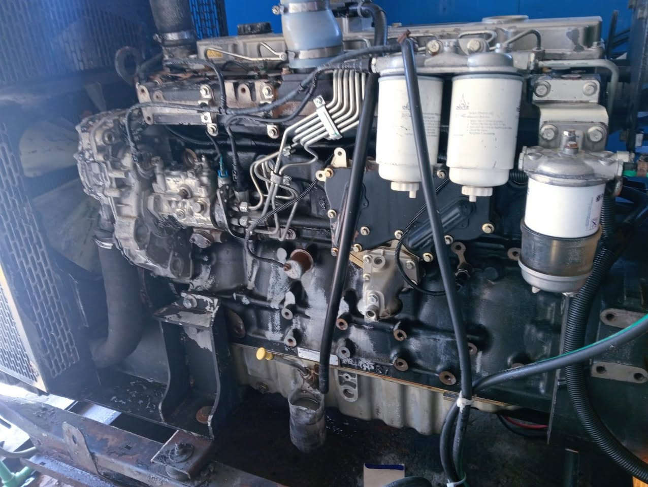 مولد بيركنز 150 كيفي شاصي مكينه ما مفتوح برغي بيهه انكليزي اصلي توليد لوري سومر المكان كوت مركز المدينه ***********
