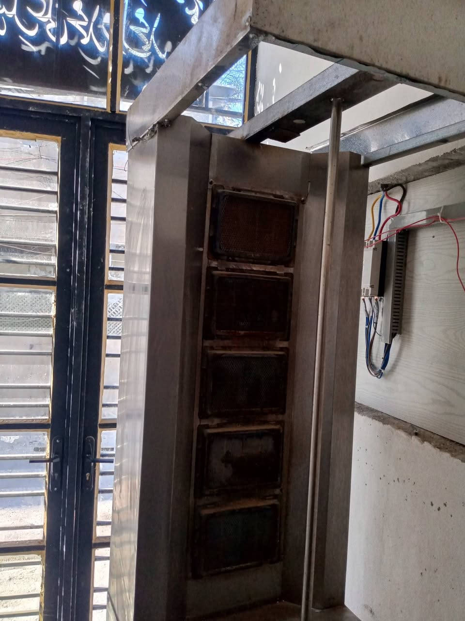 شوايه كص كلش نظيفه مكان بغداد
***********
