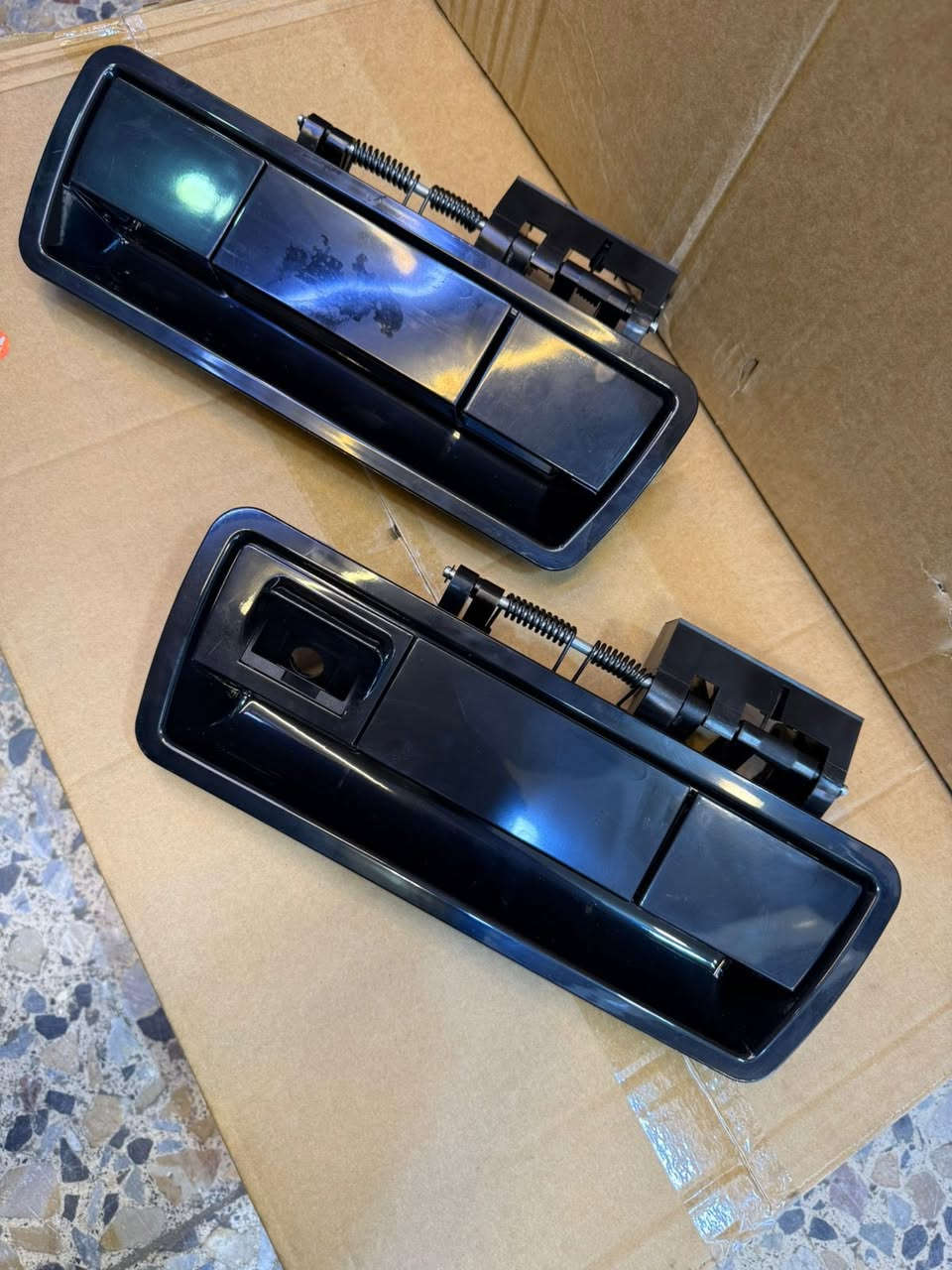 السلام عليك  
🔩شركة الشايع فرع الطالبية لقطع غيار اليسارات ⚙️

تعلن عن توفير 🏎️

(يدة صندوق ارمادا) 

📞لتواصل ع الرقم التالي 📞

***********

او على صحفتنا الرسمية

📍الموقع بغداد الطالبية مقابيل مطعم حبايبنا📍
