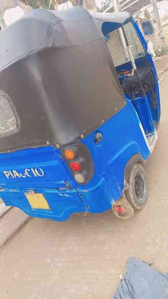 السلام عليكم تكتك للبيع نوع بياجو بيه محرك  tvs 24اول تبديلة دهن. نضيفه خير من الله باتري جديد اوراق اصوليه  نضيفه السعر [مليونين و250وبيه مجال]مكاني واسط حي الجامعه***********
