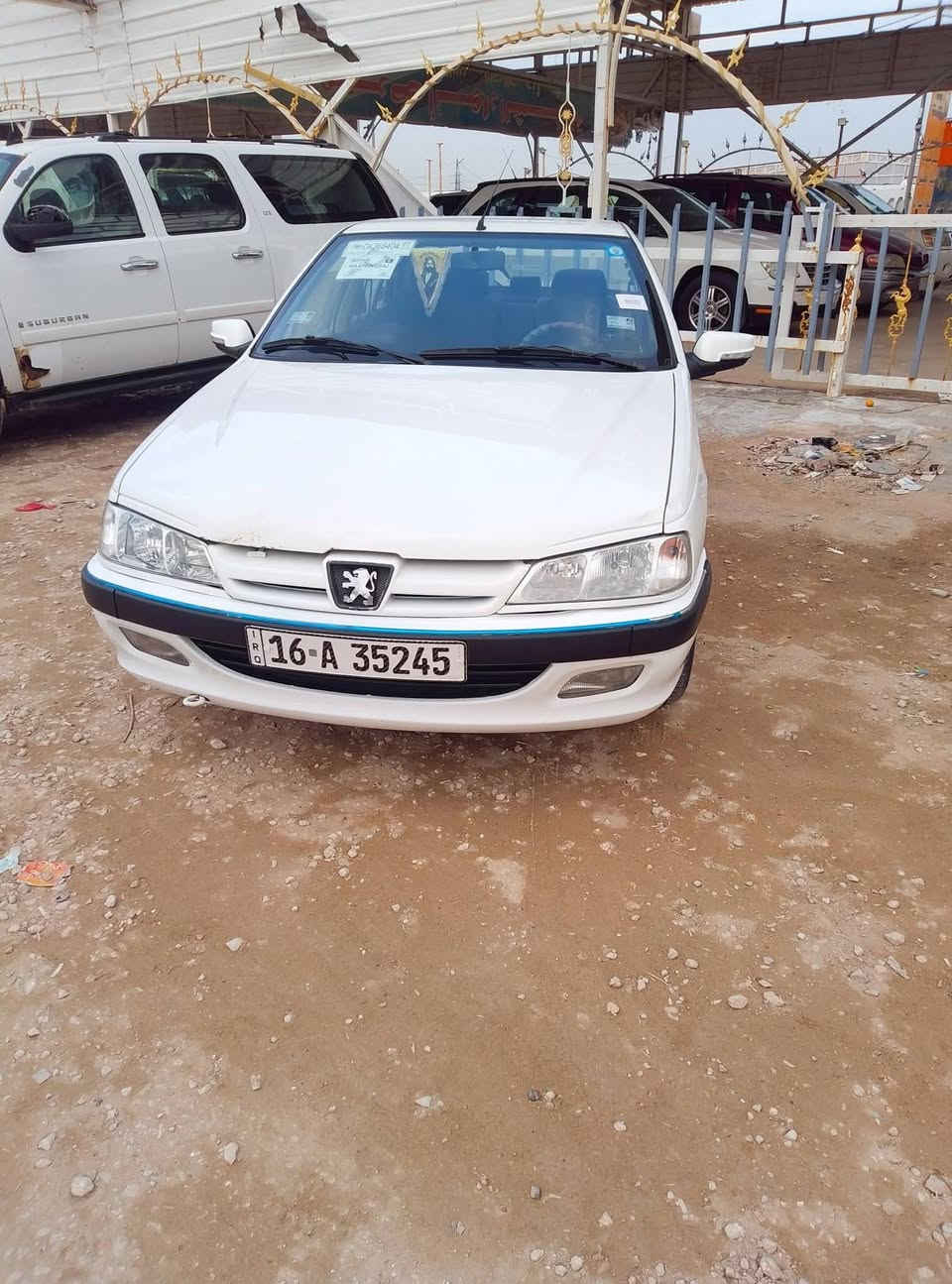 سلام عليكم بيجو باص 14مديل رقم قادسيه نكليزي مكفوله من ضربه وصبغ  بارد بالبنيد شويه ولباقي مكفول  عنواني نجف شارع المطار وات ساب أو تصال ع رقم هذا//55 بيها مجال *********** بيع مستعجل
