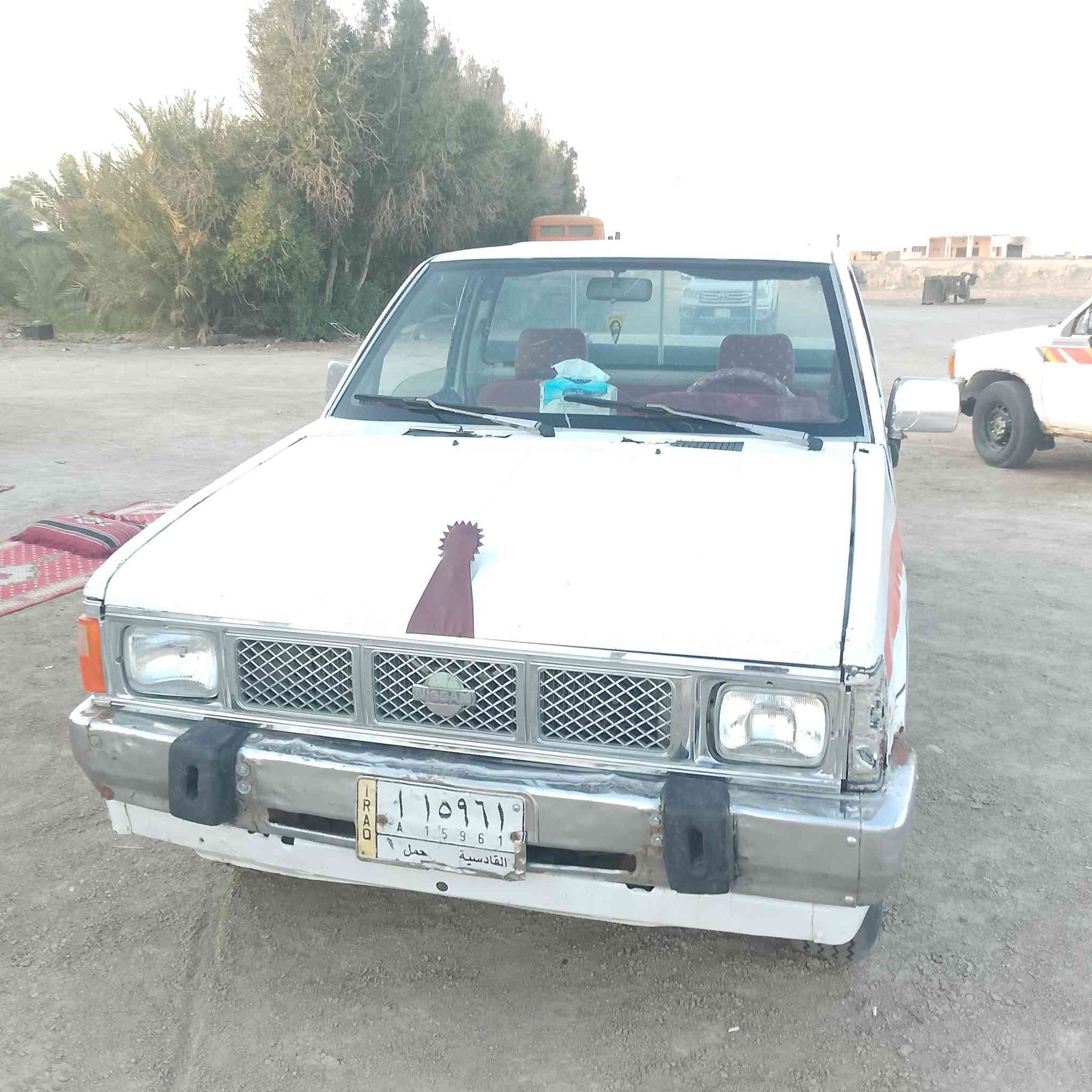 السلام عليكم نيسان البيع 92 مداورة جاهز السعر خاص *********** كير ومحرك وكسن شرط
