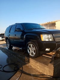 تاهو موديل ١٣ z71 فول مواصفات مكفولة عشائر وقانون مكفولة بدون صبغ بدون...