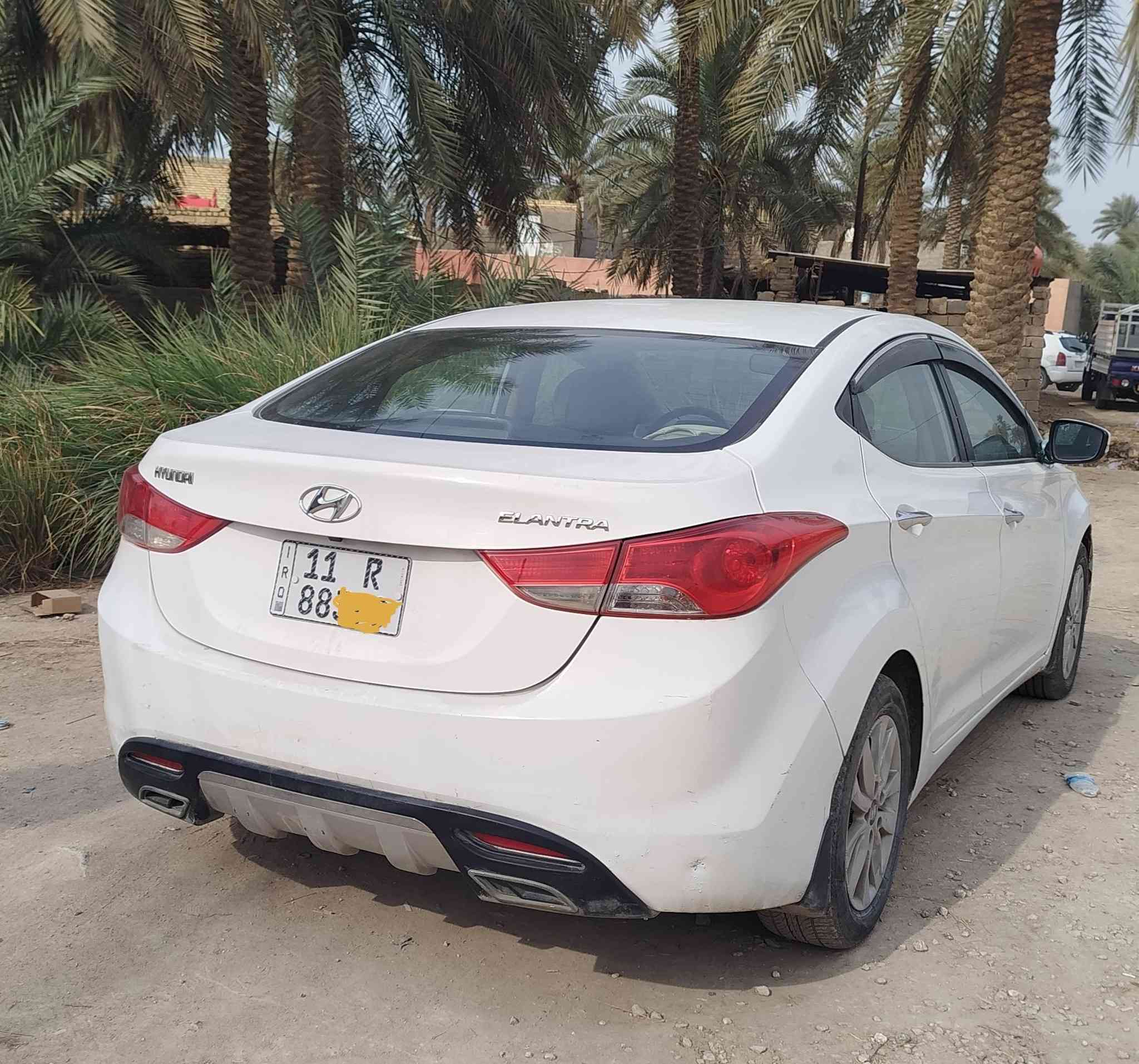 النتره موديل 2014 كير محرك مكفول  ما ء بيها اي نقص  السياره جاهزه بسمي رقم انكليزي  السياره مكفوله من كلشي فقط البنيد وشخطين بلباب  مرفوقه مع الصور السونار  السعر 125ويه مجال هذه رقمي *********** بلخير على الياخذها مايخسر عليه الف
