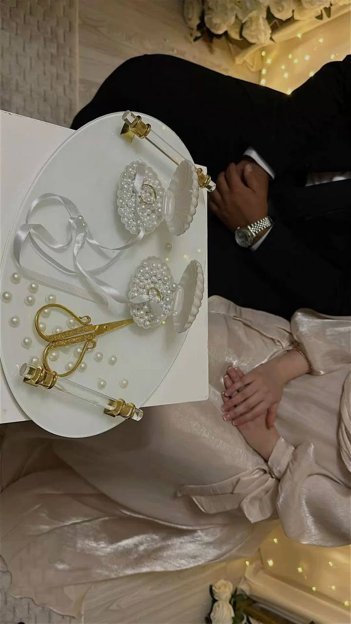 ويا متجر ماشِا خلي مناسبتكم مميزه فكرة تقديم الخاتم بعلبه الخاتم أصبحت قديمه ماشتكم وفرتلكم هل تحفه الفنيه ليومكم المميز 
واكيد متوفر خدمه توصيل للطلب والاستفسار مراسلتنا خاص


**إذا كنت صاحب هذا الإعلان وتريد حذفه لأي سبب، رجاءا أرسل رسالة إلى الدعم الفني**