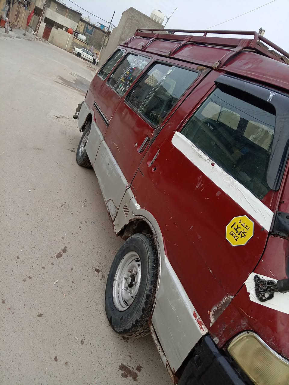 سلام عليكم ورحمة الله وبركاته أسياة لبيع كير مكينة كسن مكفولات سيارة مصغرة عليهة بس 200 لف سيارة تحويل ثاني يوم موديل 94سعر28مكاني بغداد العبيدي *********** نتصال
