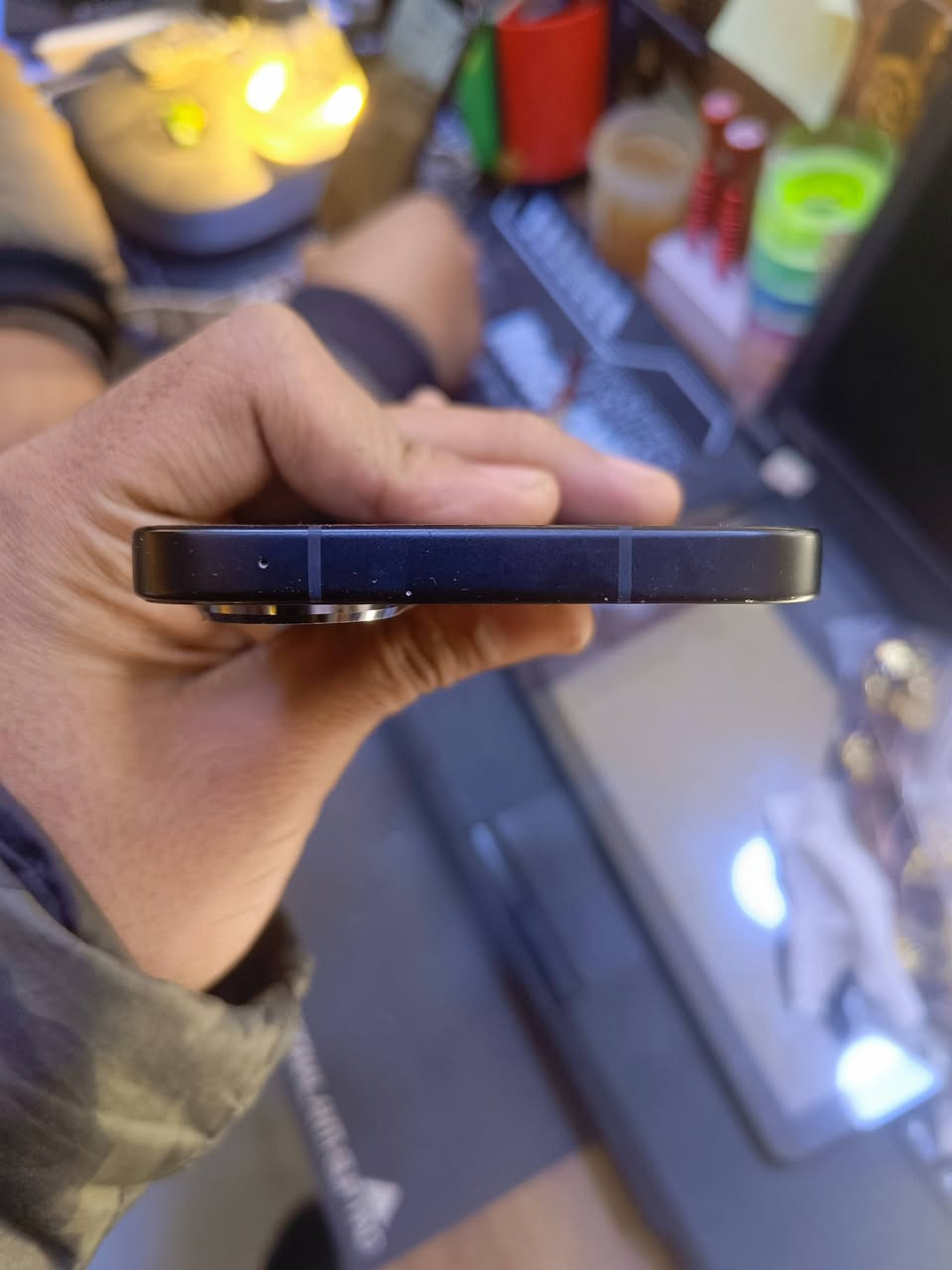 السلام عليكم
بوكو F7 
الجهاز نضيف و مرتب ممفتوح
ذاكره 512 عشوائيه 16
السعر ٤٠٠ وبي مجال بسيط
***********
