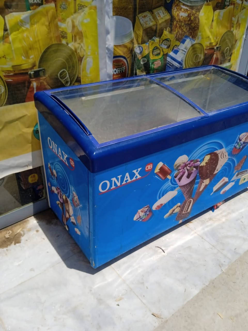 سلام عليكم مبرده ومجمده البيع نضيفات كلش ***********
