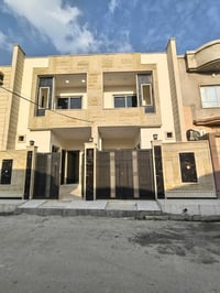 حي الميثاق • داران للبيع • ٩٢م