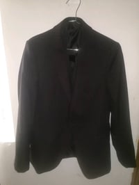 قاط فقط السحابه مال البنطلون مكسوره واكو ٤ خيوط بارزه من النقاط علما ا...